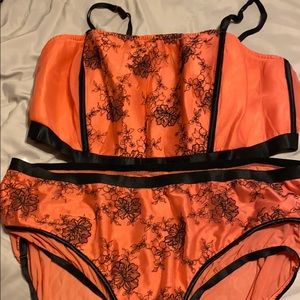 Cacique Lela Rose set!